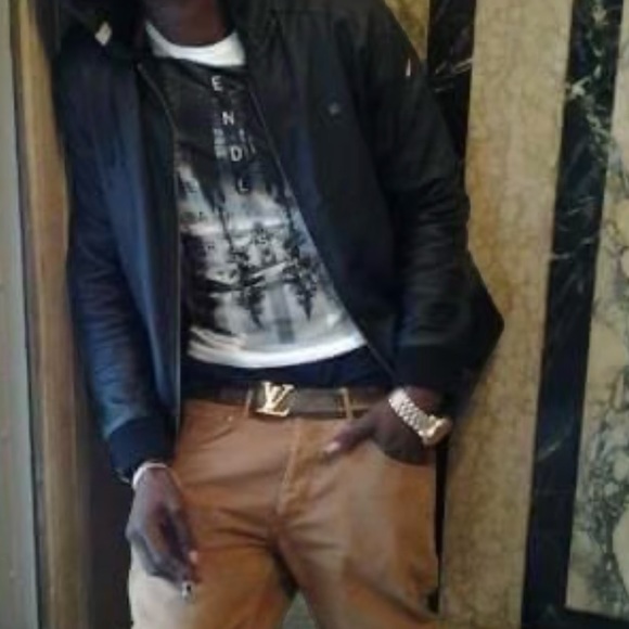 Meet your Posher, Mauricio - Picture 6 of 13